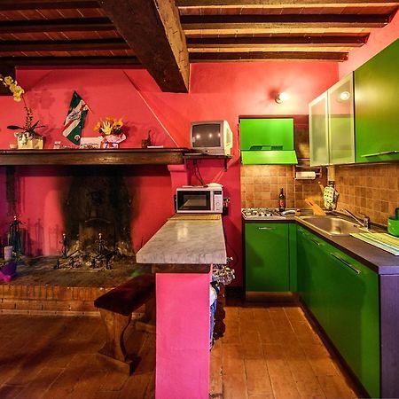 La Casa Dei Colori Apartamento Radicondoli Habitación foto